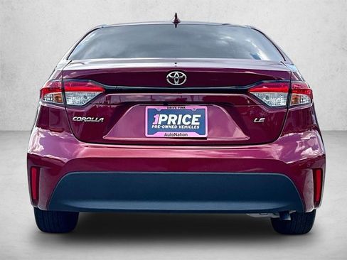 Used 2024 Toyota Corolla LE FWD image 4