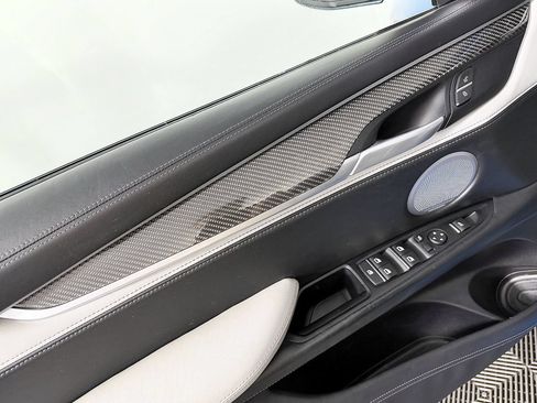 Used 2016 BMW X6 M AWD/4WD image 31