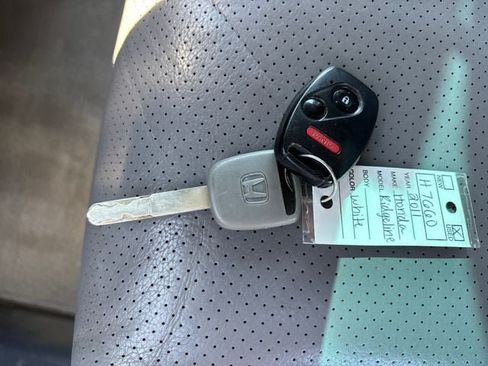 Used 2011 Honda Ridgeline RTL image 17