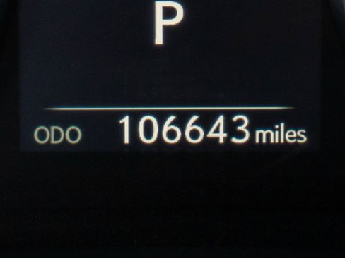 Used 2017 Lexus IS 200t image 15