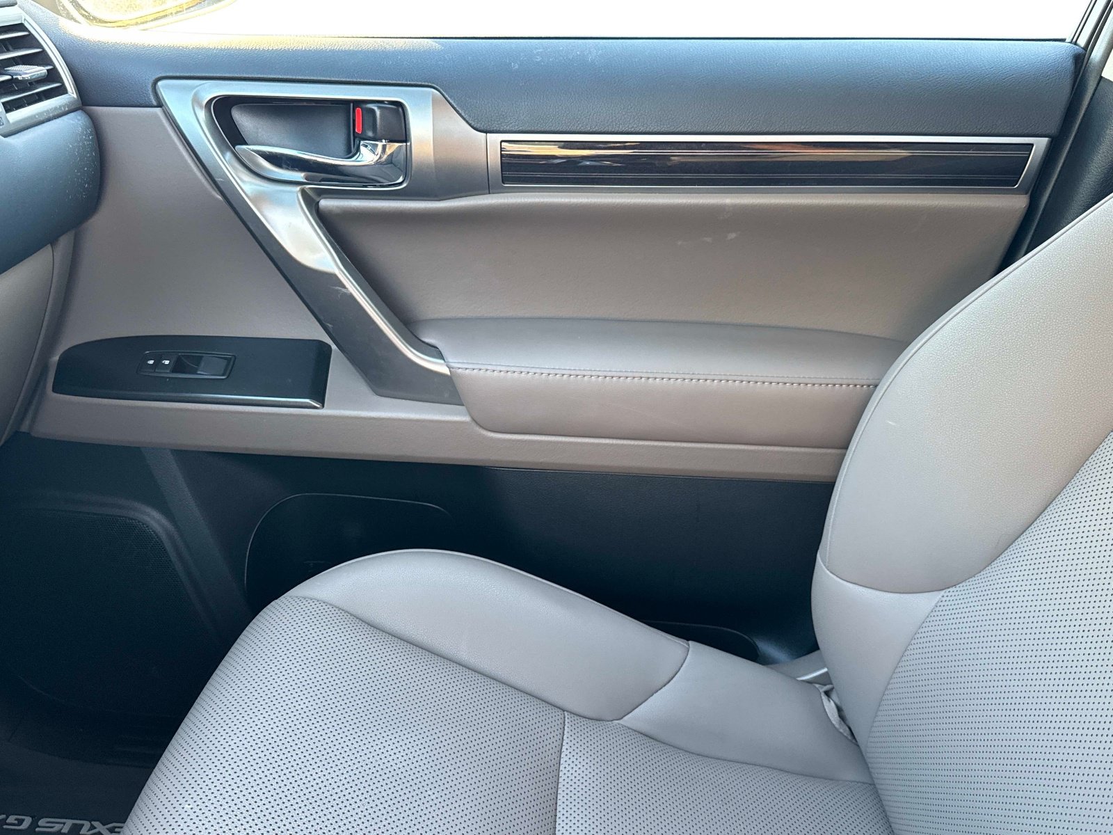 Certified 2023 Lexus GX 460 Premium w/ Premium Package AWD/4WD image 23