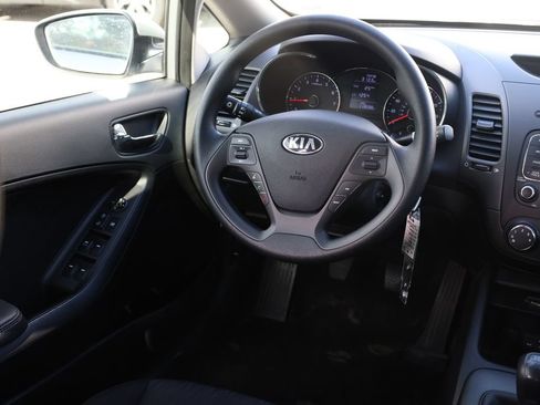 Used 2016 Kia Forte LX FWD image 20