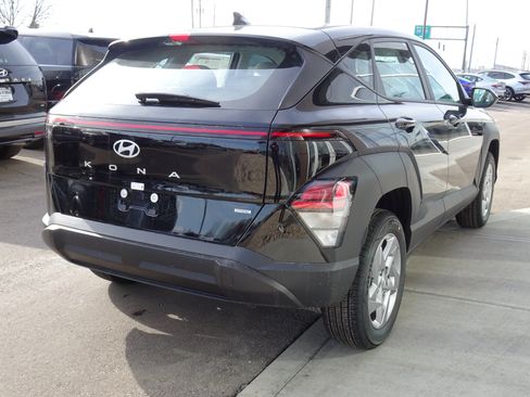New 2026 Hyundai Kona SE AWD/4WD image 5