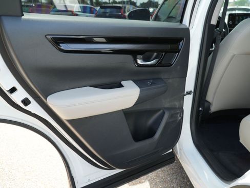 Used 2023 Honda CR-V EX-L image 18
