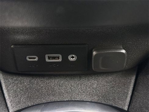 Used 2023 Chevrolet Malibu LT image 23