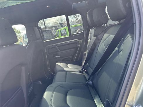 Used 2025 Land Rover Defender 110 S AWD/4WD image 28
