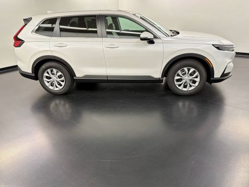 New 2026 Honda CR-V LX image 8