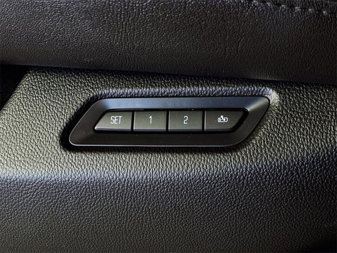 Used 2016 Cadillac Escalade Base image 19