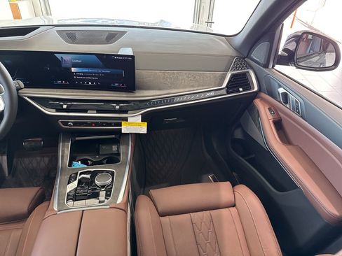 New 2026 BMW X5 xDrive50e w/ M Sport Package image 50