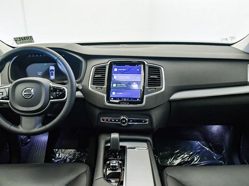 Certified 2025 Volvo XC90 B5 Core image 15