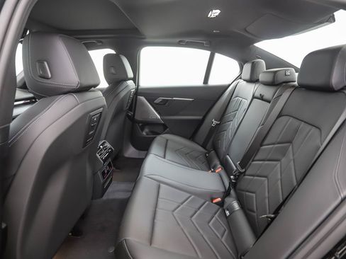 New 2026 BMW 530i xDrive image 21