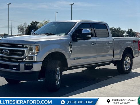 Certified 2021 Ford F250 Platinum w/ FX4 Off-Road Package image 6