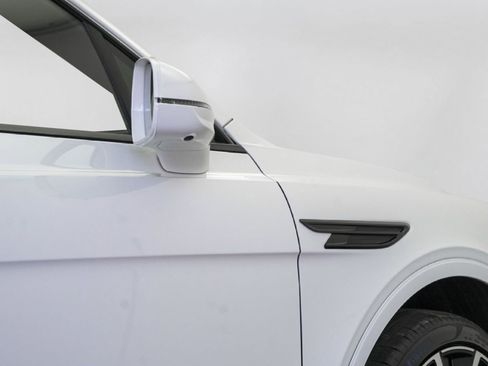 New 2026 Bentley Bentayga Speed AWD/4WD image 57