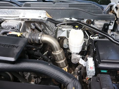 Used 2019 Chevrolet Silverado 2500 LTZ w/ Duramax Plus Package AWD/4WD image 37