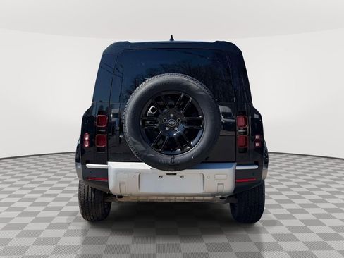 Used 2025 Land Rover Defender 110 S AWD/4WD image 6