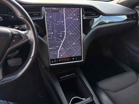 Used 2018 Tesla Model S 75D image 19
