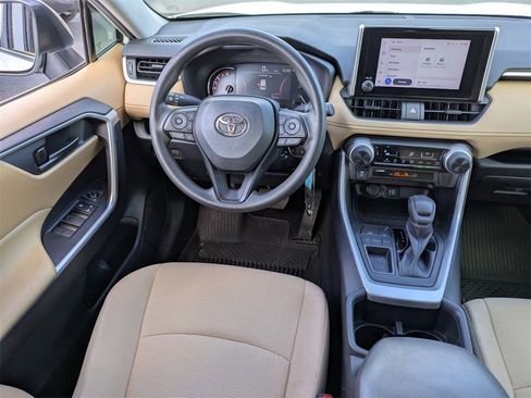 Used 2023 Toyota RAV4 LE image 12