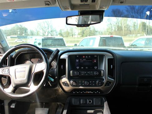 Used 2015 GMC Sierra 2500 Denali w/ Duramax Plus Package image 15