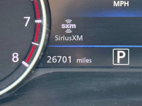 Used 2024 Nissan Sentra SR FWD image 23