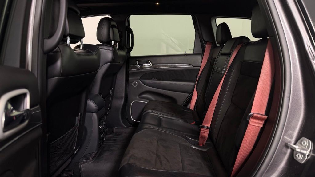 Used 2020 Jeep Grand Cherokee SRT AWD/4WD image 28