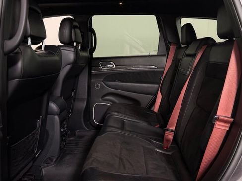 Used 2020 Jeep Grand Cherokee SRT AWD/4WD image 28