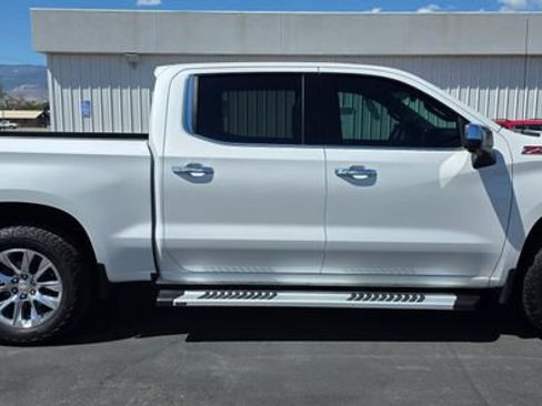 Used 2021 Chevrolet Silverado 1500 LTZ AWD/4WD image 6