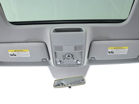 Used 2012 Volkswagen Jetta SE FWD image 16