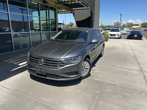 Used 2019 Volkswagen Jetta S FWD image 2