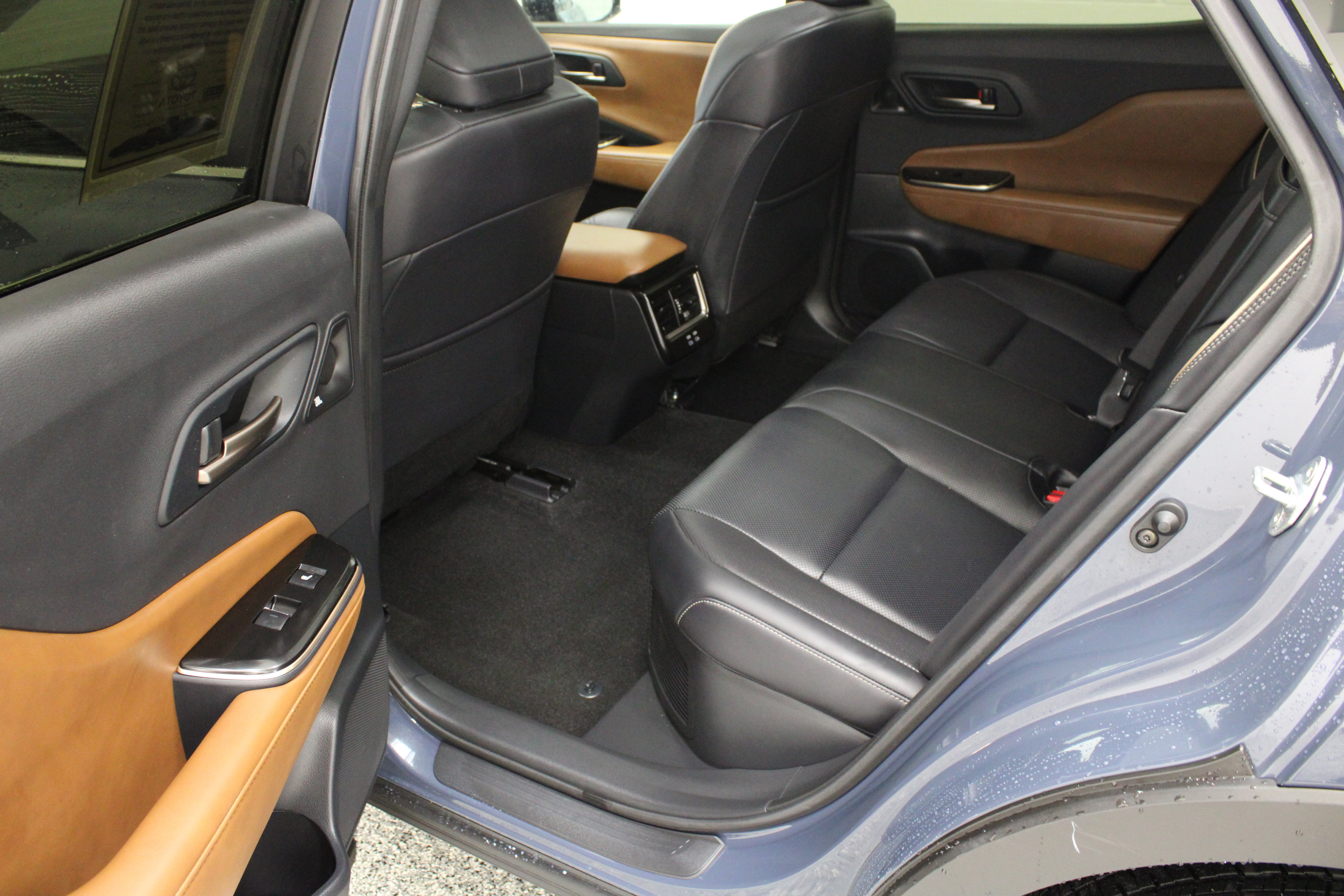Used 2025 Toyota Crown w/ Advanced Technology Package AWD/4WD image 29