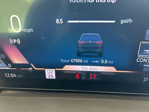 Used 2024 BMW X7 xDrive40i w/ M Sport Package image 58