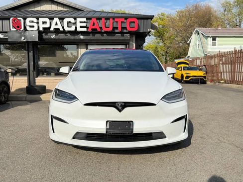 Used 2023 Tesla Model X AWD/4WD image 2