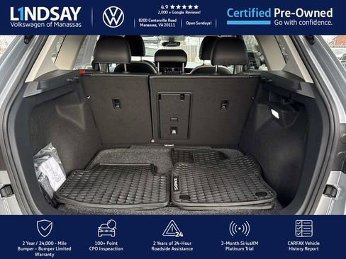 Certified 2025 Volkswagen Taos SE image 12