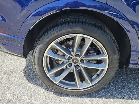New 2025 Audi Q3 2.0T Premium image 5