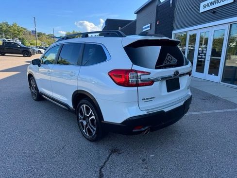 Used 2023 Subaru Ascent Limited w/ Technology Package AWD/4WD image 6