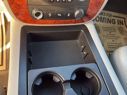 Used 2012 Chevrolet Tahoe LT image 26