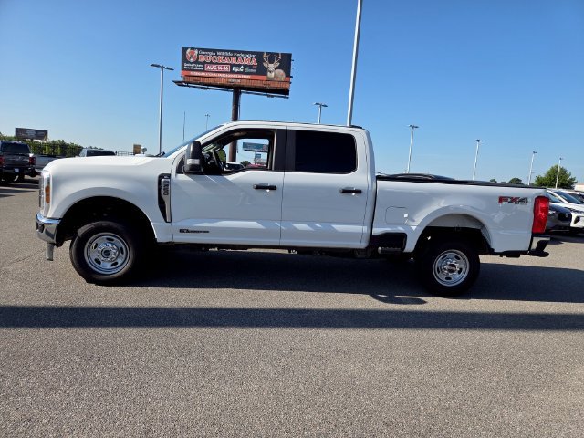 Used 2024 Ford F250 XL w/ FX4 Off-Road Package AWD/4WD image 4