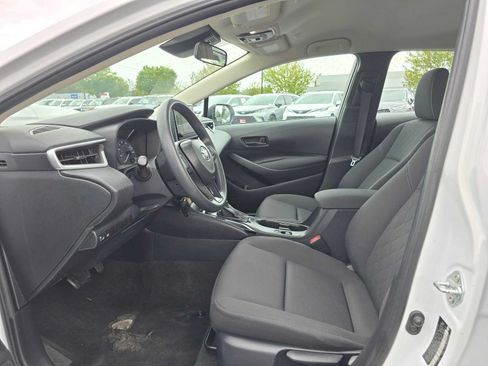 Used 2024 Toyota Corolla LE FWD image 24