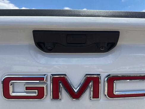 Used 2026 GMC Sierra 1500 Pro w/ Pro Value Package AWD/4WD image 30