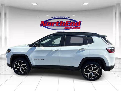 Used 2025 Jeep Compass Limited AWD/4WD image 6