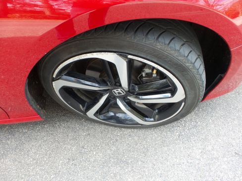 Used 2018 Honda Accord Sport image 24