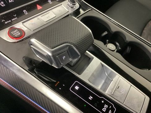 New 2026 Audi RS Q8 performance image 27