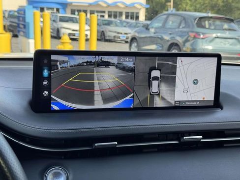 Used 2023 Genesis GV70 2.5T Sport Prestige w/ Sport Prestige Package image 19