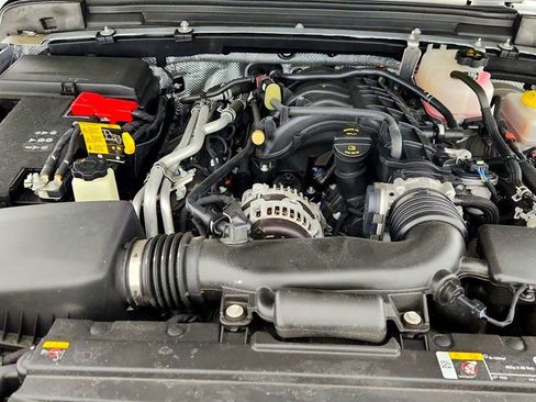 Used 2024 Jeep Wrangler Unlimited Rubicon w/ Convenience Group image 27