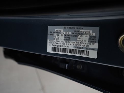 Certified 2025 MAZDA CX-70 Plug-In Hybrid w/ Premium Pkg image 30