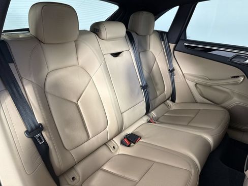 Certified 2024 Porsche Macan Turbo AWD/4WD image 22