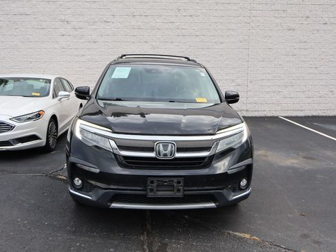 Used 2019 Honda Pilot Touring image 2