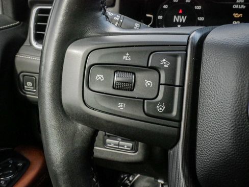 Used 2023 GMC Yukon XL Denali Ultimate image 19