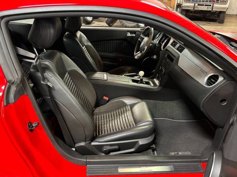 Used 2013 Ford Mustang Shelby GT500 RWD image 29