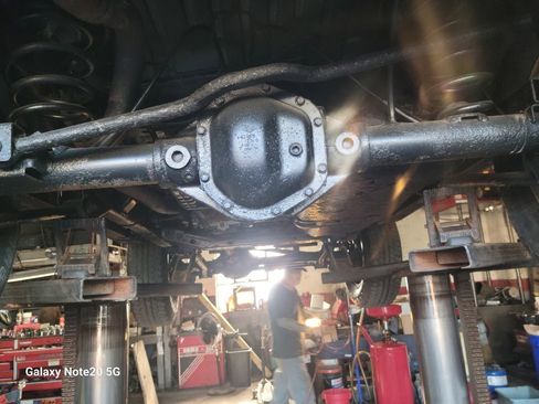 Used 2007 Jeep Wrangler Sahara image 25