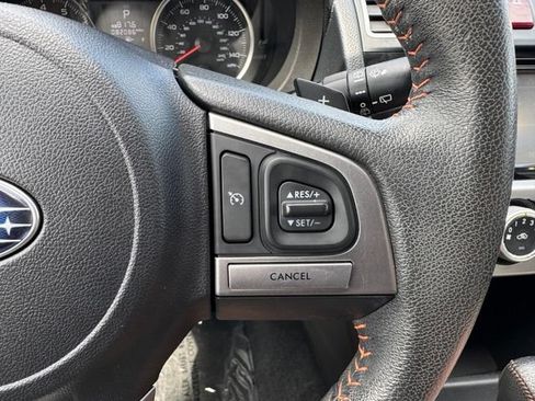 Used 2017 Subaru Crosstrek 2.0i Premium w/ Moonroof Package AWD/4WD image 28